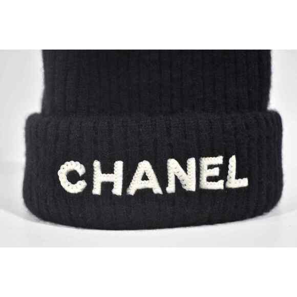 Chanel 22B Cashmere Black White Sequin CC Logo Beanie Winter Hat Cap Cloche main image 8